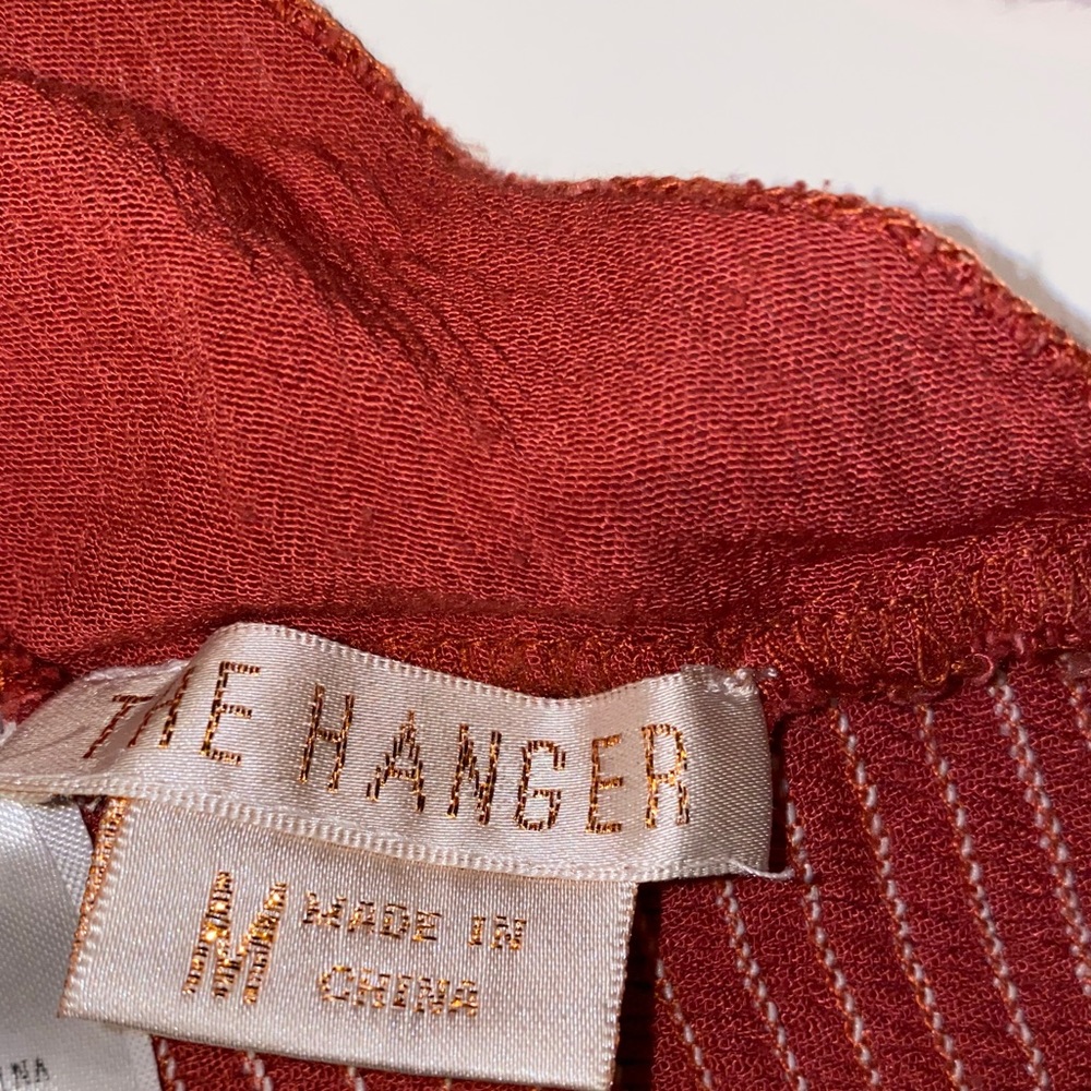 The hanger halter tie top